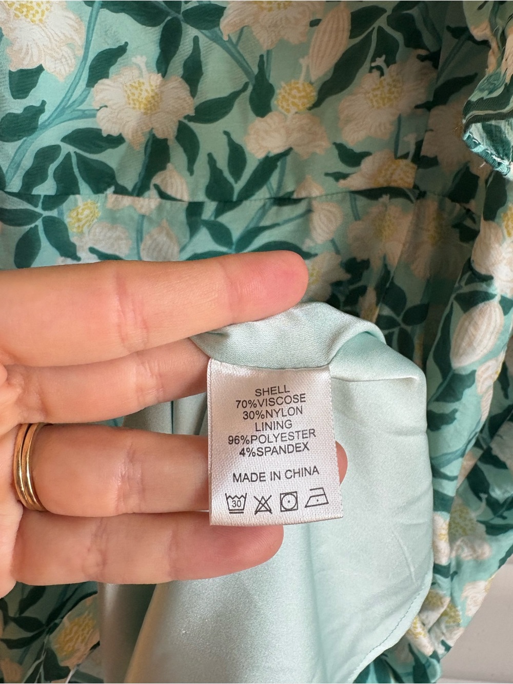 Ivy City Co Floral Midi Dress 1X Puff Sleeve Smocked Cottagecore Viscose Blend - Picture 9 of 9